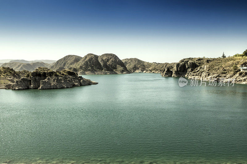 Los Reyunos dam, San Rafael, Mendoza，阿根廷。